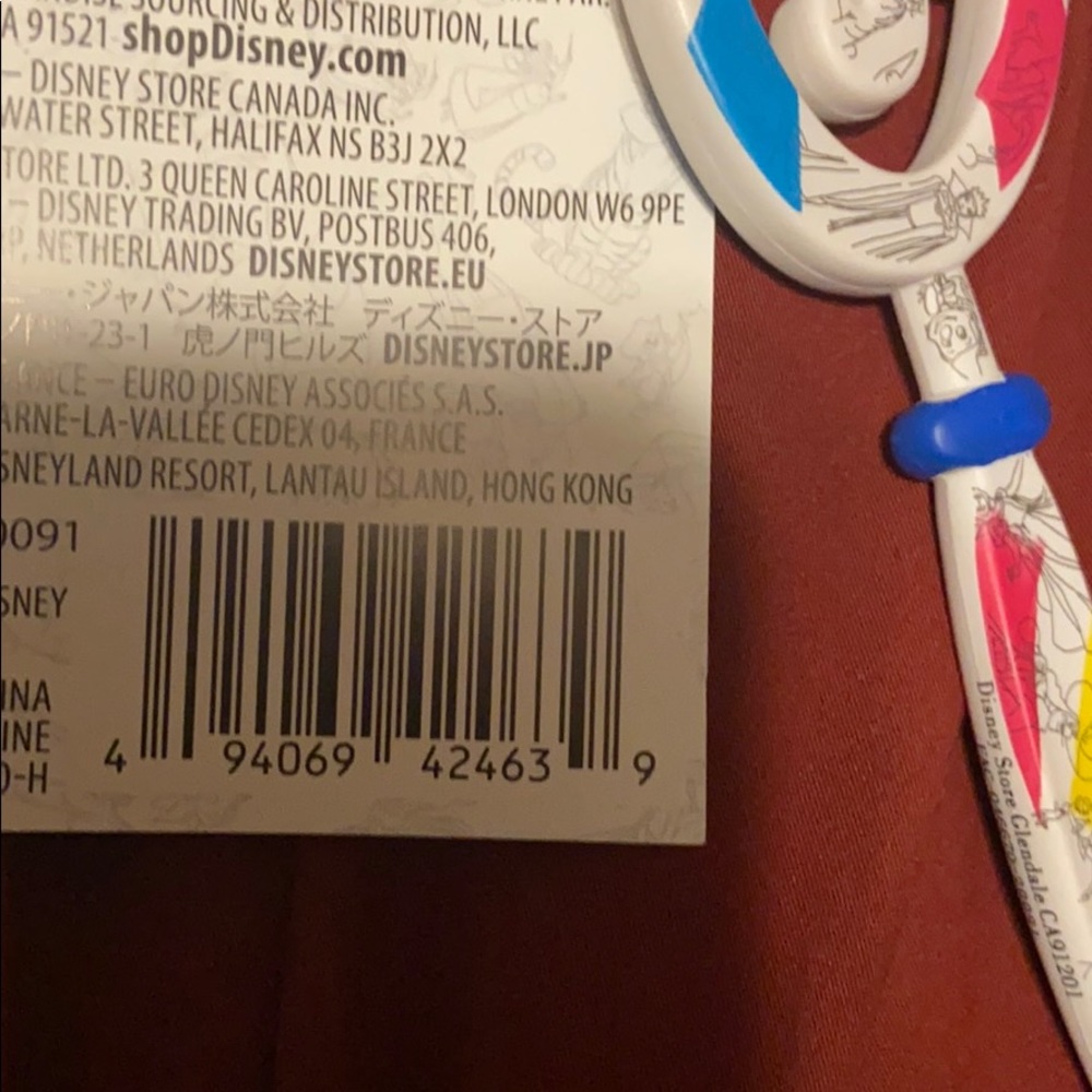 Disney Limited Edition Ink and Paint collector key - Picture 2 of 2